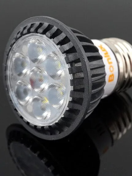Neolux- E27 Spot Bulb 7W 3000K