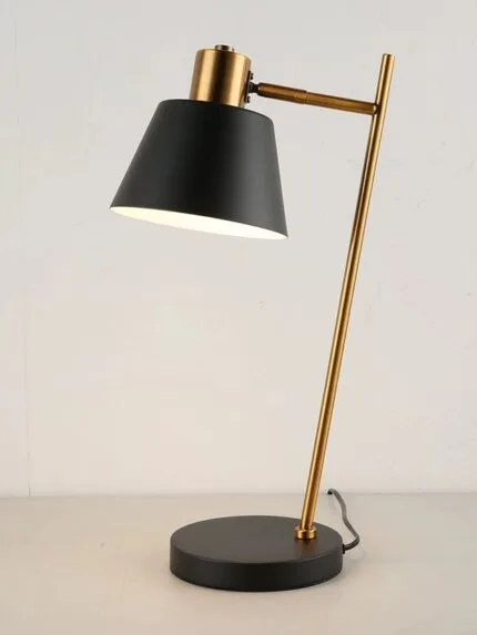 Patriot 1 - Country Style Table Lamp