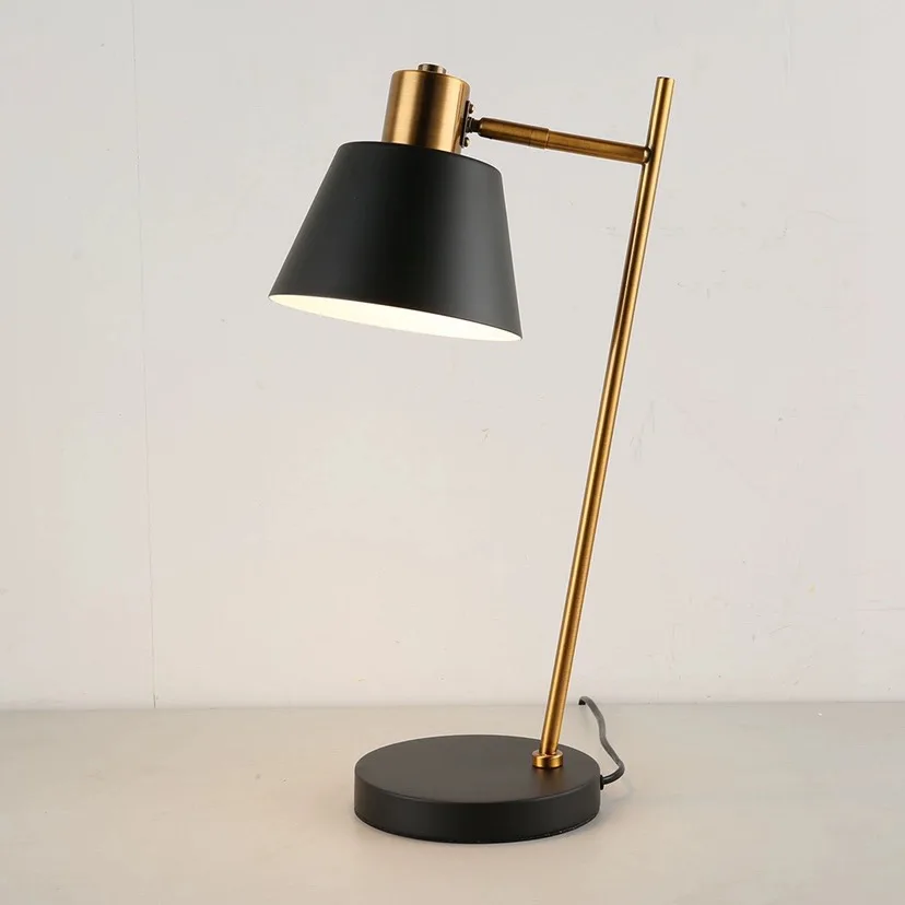 3111-TABLE BK_GD