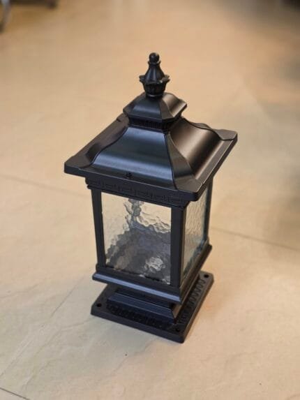 Westcliff 1 - Outdoor Gate Lamp